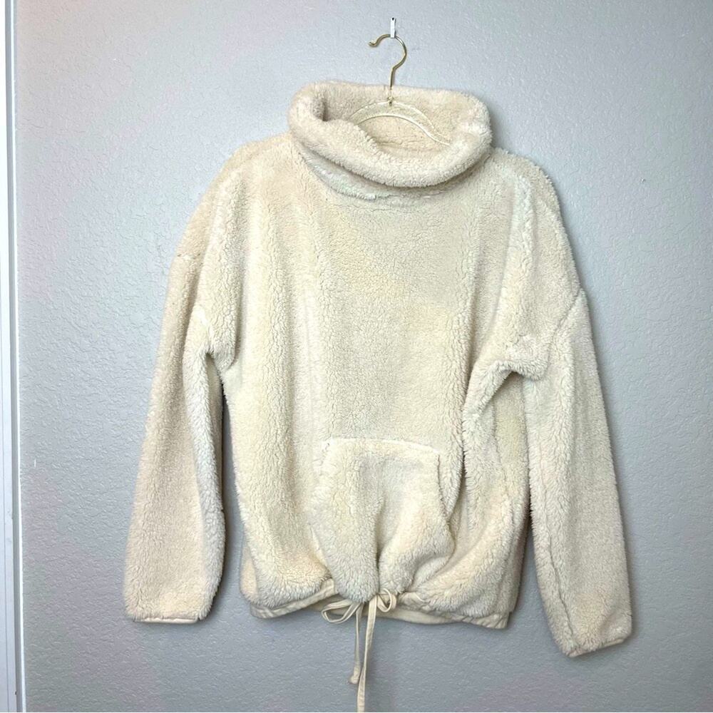 CARVE DESIGNS Cozy Cream Fleece Pullover Size S